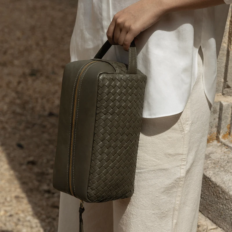 Der Kelly Woven Travel Case