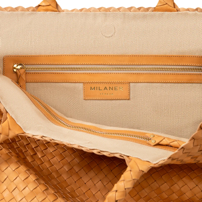 The Travel Elena Woven Handbag - Premium-Leder