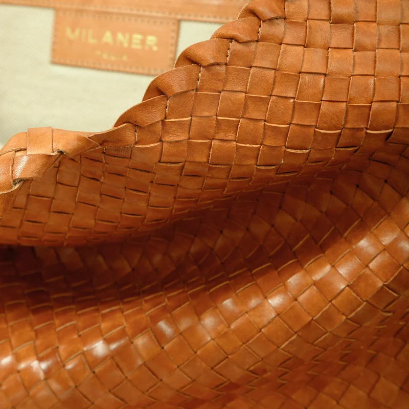 The Travel Elena Woven Handbag - Premium-Leder