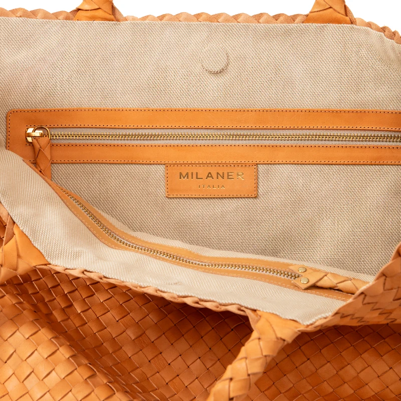 The Travel Elena Woven Handbag - Premium-Leder