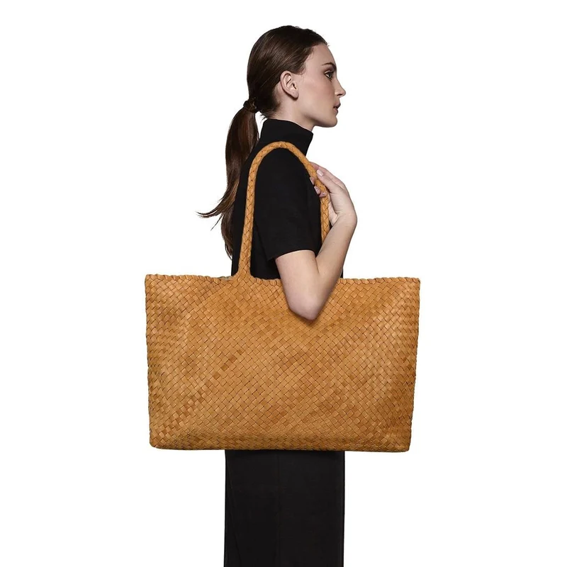 The Travel Elena Woven Handbag - Premium-Leder