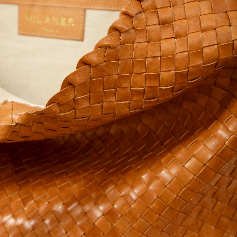 The Classic Elena Woven Handbag - Premium-Leder