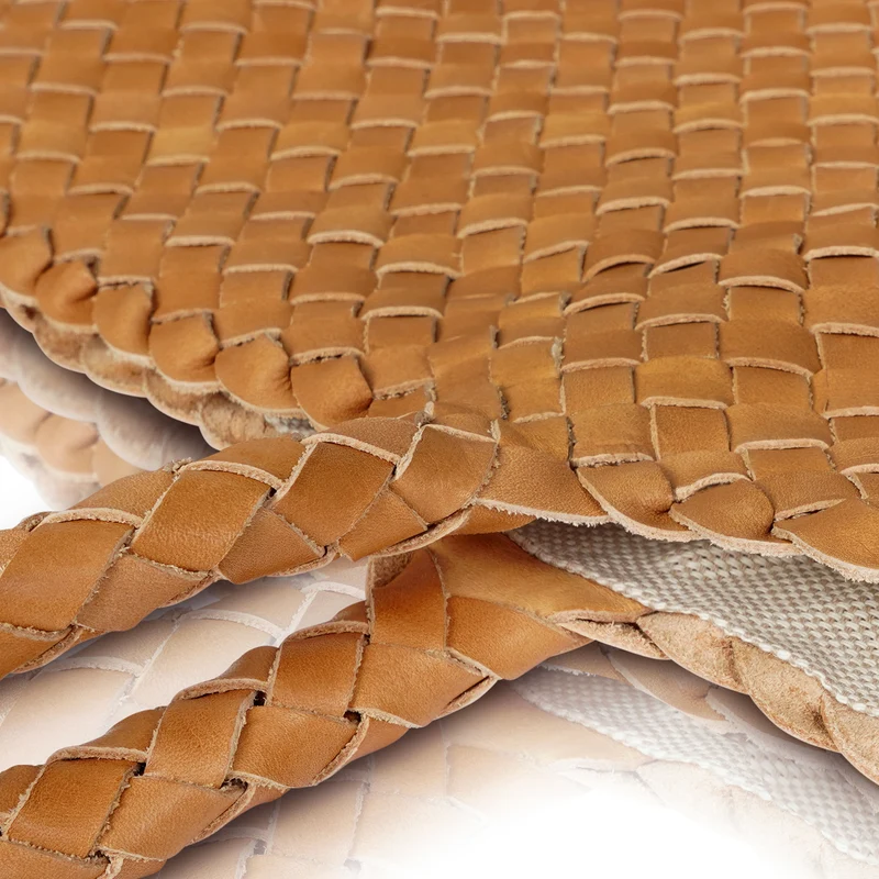 The Classic Elena Woven Handbag - Premium-Leder