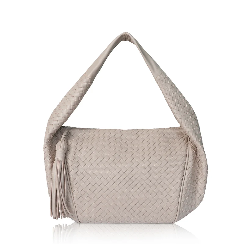 Der Hallie Woven Hobo