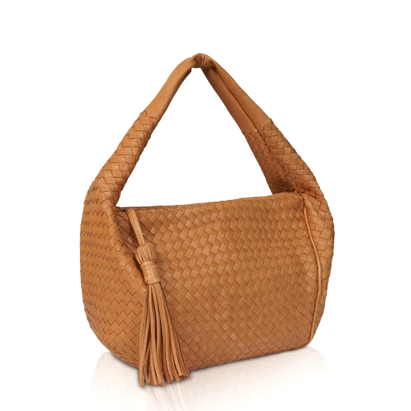 Der Hallie Woven Hobo