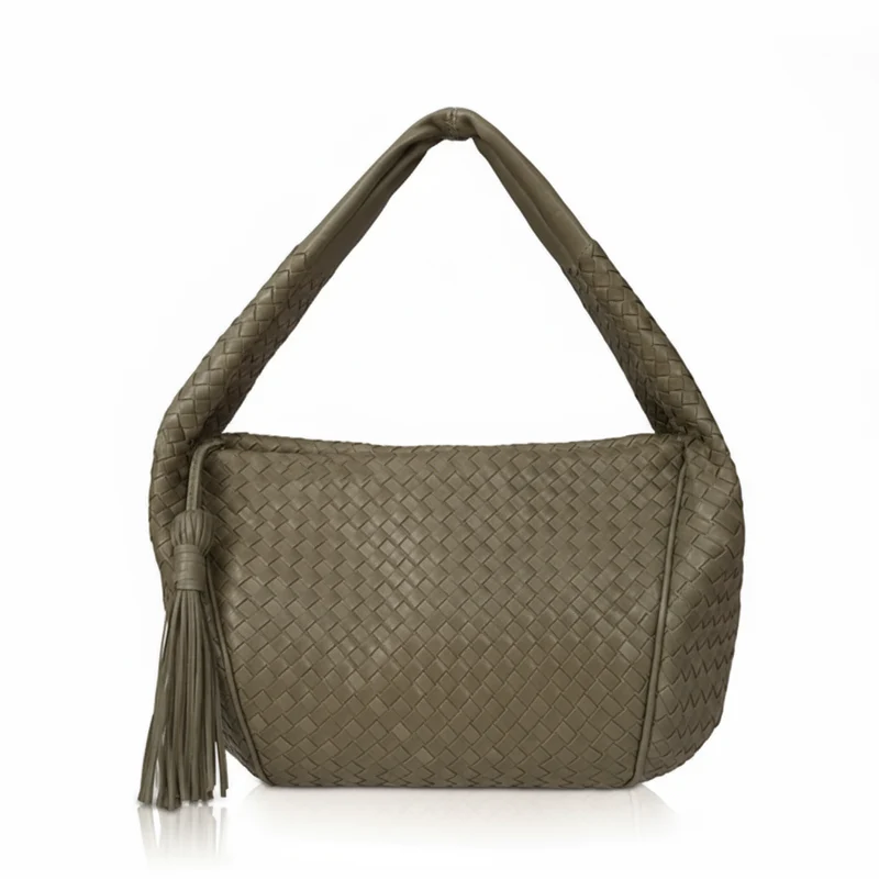Der Hallie Woven Hobo
