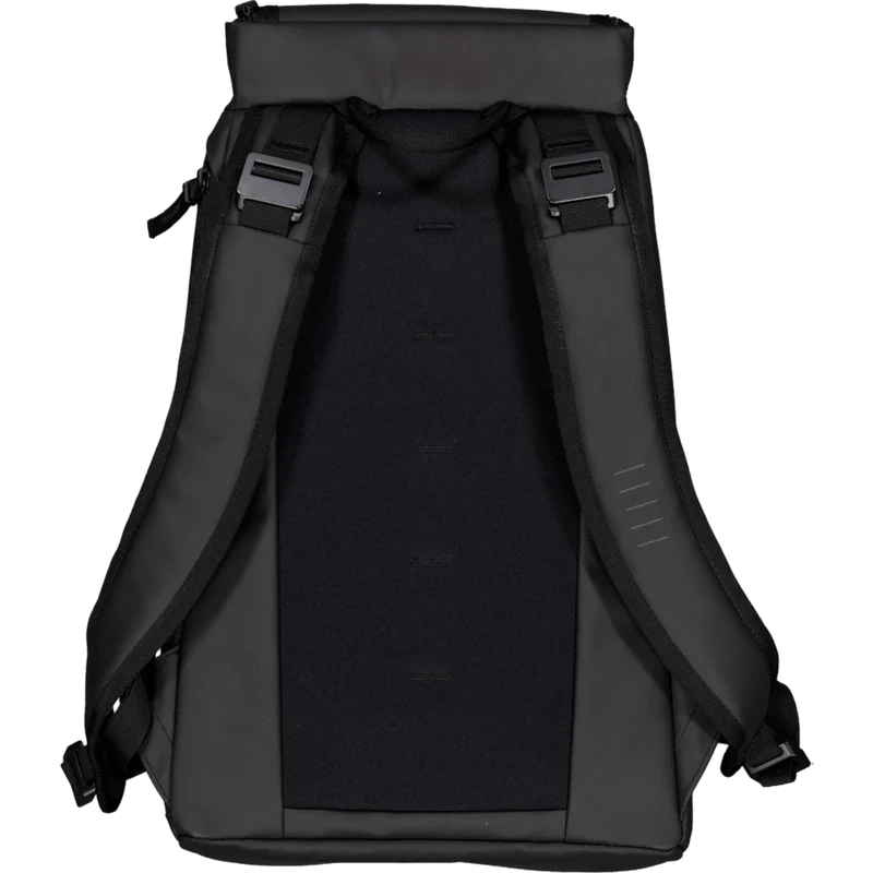 Hugger Backpack 20l Black Out