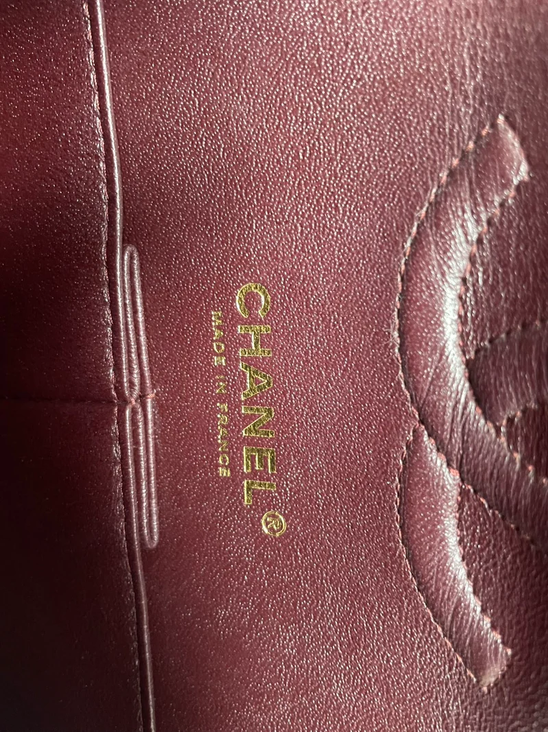 Chanel Classic Medium Double Flap Lammleder Schwarz 2020