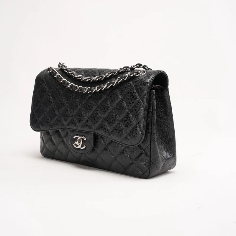 Chanel Schwarze Jumbo-Ledertasche mit doppeltem Überschlag aus Caviar-Leder, Modell 2011