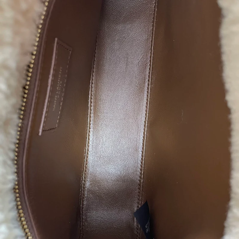 Saint Laurent Le 5à 7 Hobo-Tasche aus Wildleder und Shearling 2022