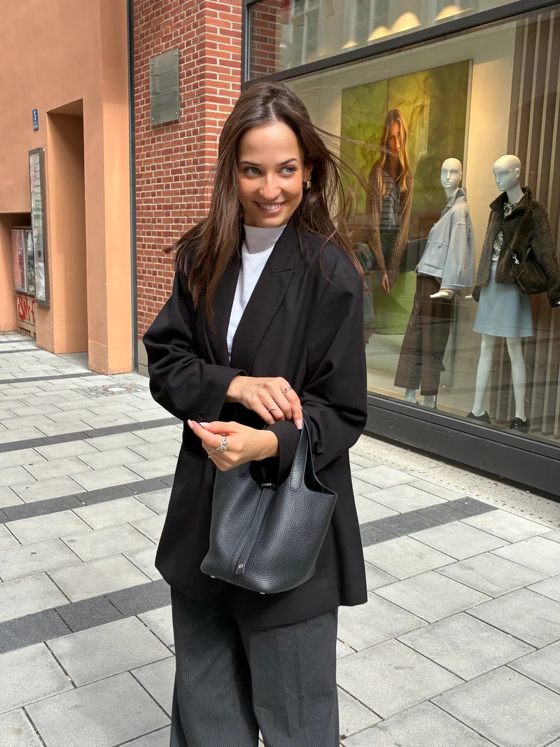 Hermes Picotin 18 Taurillon Clemence Noir 2025