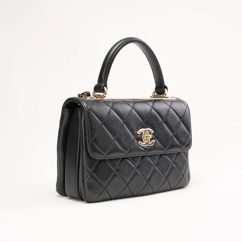 Chanel Schwarze kleine Trendy CC Schultertasche aus Lammleder 2018