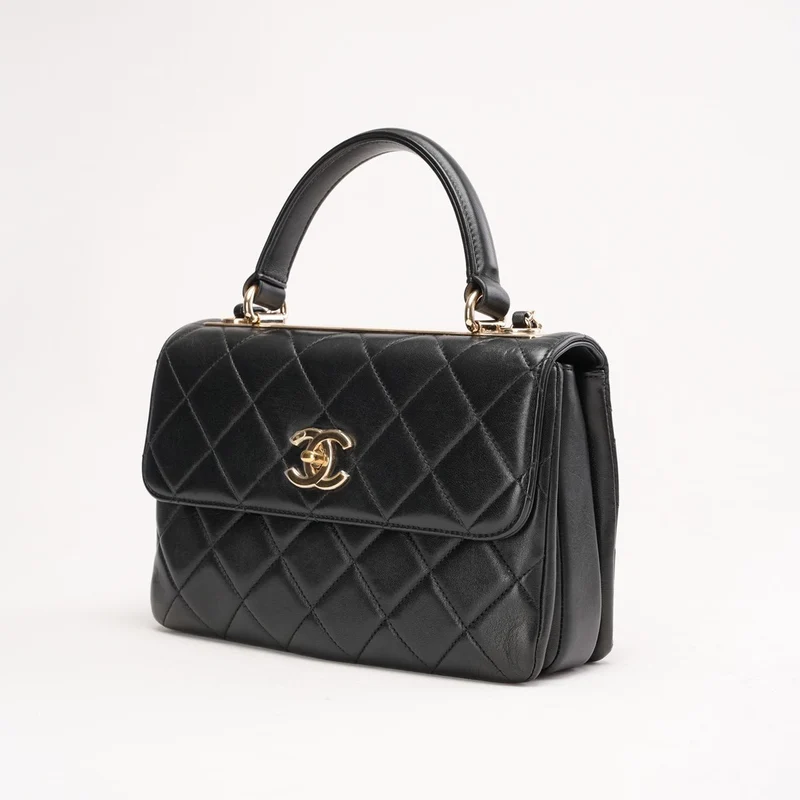 Chanel Schwarze kleine Trendy CC Schultertasche aus Lammleder 2018