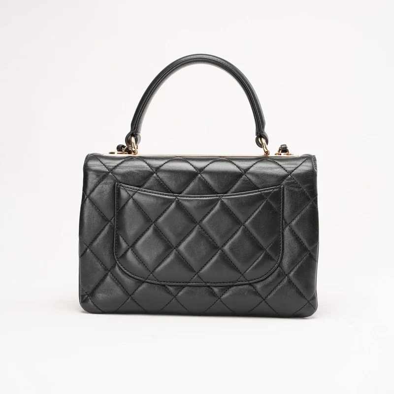 Chanel Schwarze kleine Trendy CC Schultertasche aus Lammleder 2018