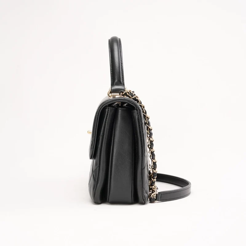Chanel Schwarze kleine Trendy CC Schultertasche aus Lammleder 2018