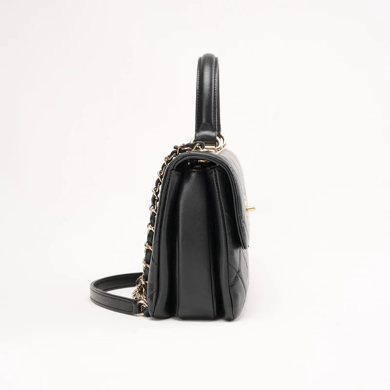 Chanel Schwarze kleine Trendy CC Schultertasche aus Lammleder 2018
