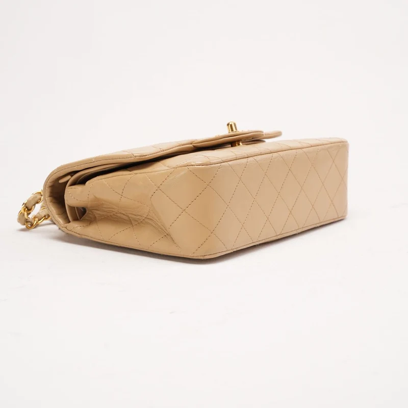 Chanel Beige Lammleder Klassische Kleine Doppelklappentasche 2005