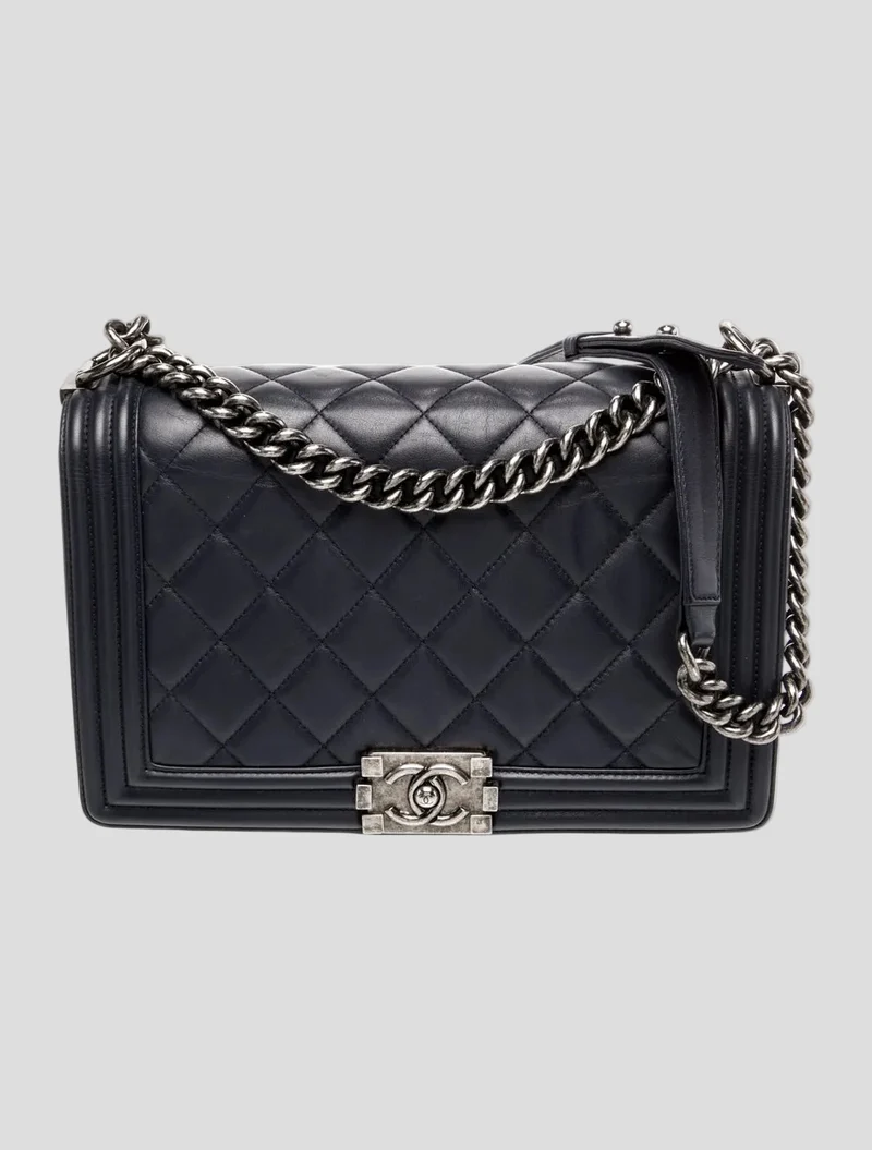 Chanel Le Boy Flap, groß, Lammblau, Marineblau