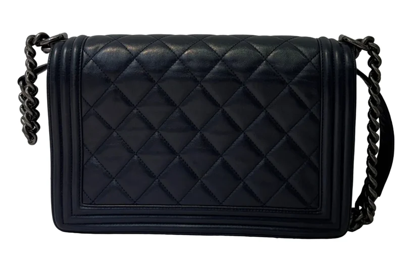 Chanel Le Boy Flap, groß, Lammblau, Marineblau