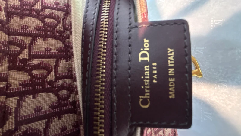 Christian Dior Oblique Satteltasche Burgunderrot 2019