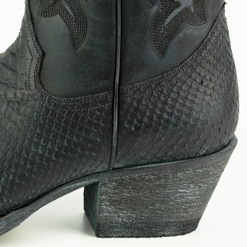 Country- und Western-Cowboystiefel für Damen 2524 aus gewaschenem schwarzem Leder