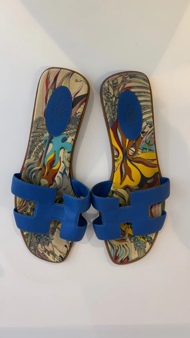 Hermès Oran Sandalen in „Bleu Zanzibar Canvas“, Größe 41.5