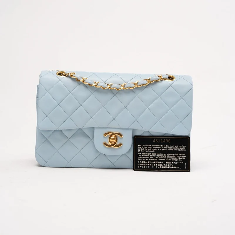 Chanel Vintage Small Classic Double Flap Lamm Hellblau 1997