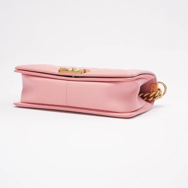 Chanel Medium Boy Flap aus Lammleder, Rosa, 2018