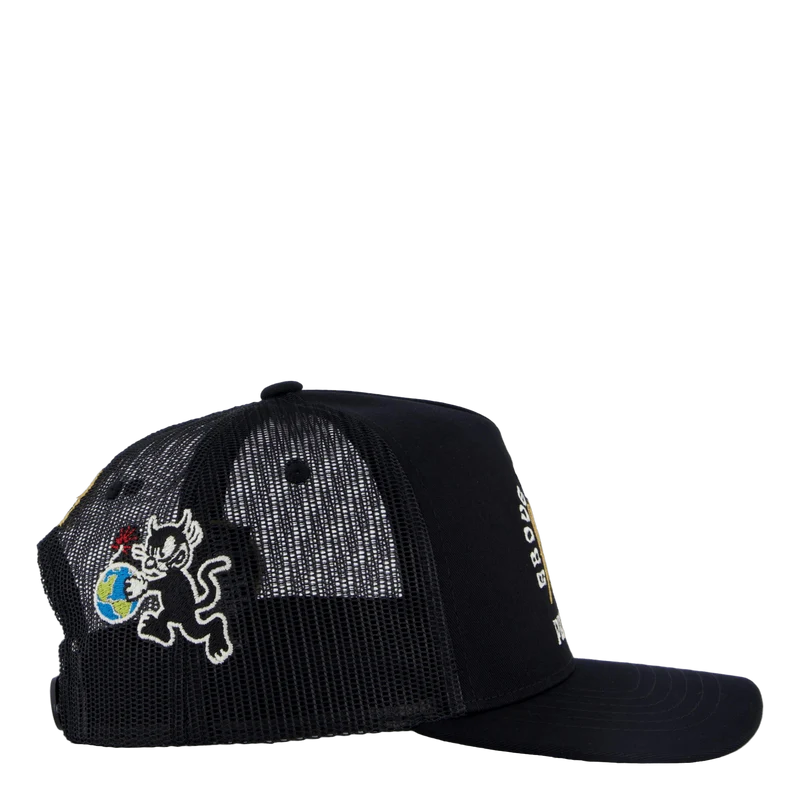 Savior Trucker Black