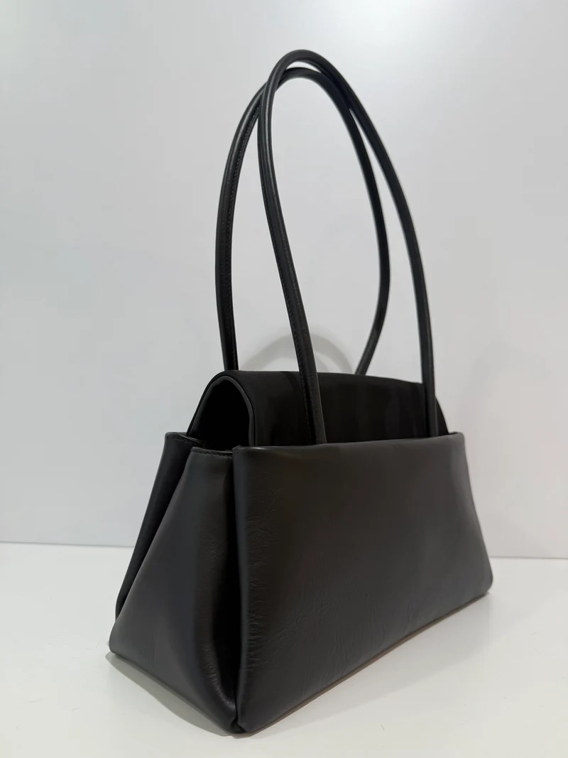 Prada Passage Medium Tote Bag Schwarz