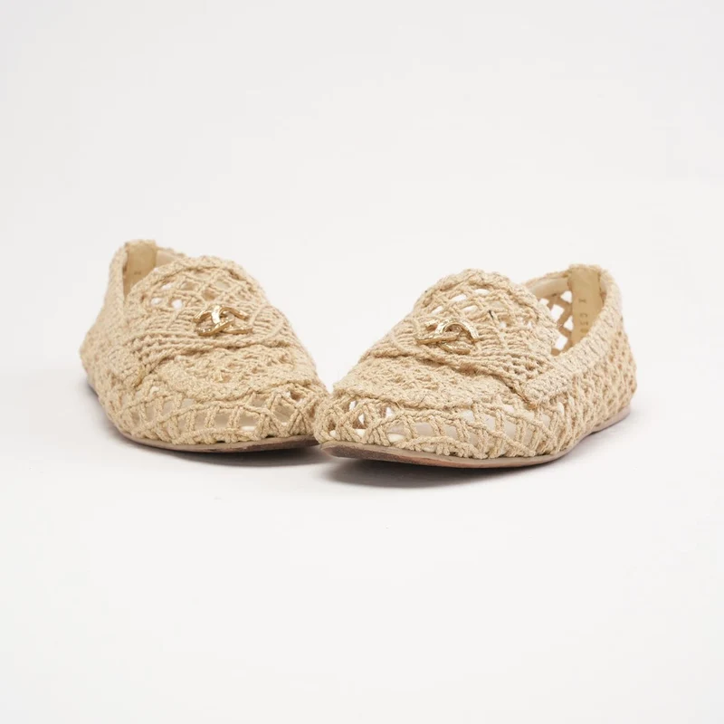 Chanel Raffia-geflochtene CC-Mokassins, beige, Farbe 39.5