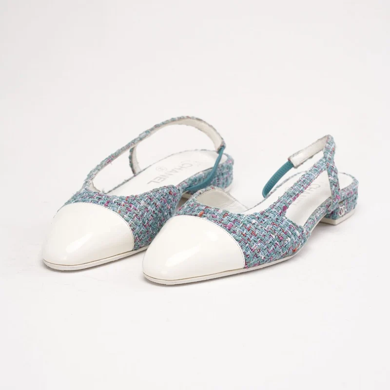 Chanel Slingback-Ballerinas aus Tiffany-blauem Tweed und weißem Lackleder mit CC-Logo, Größe 37.5
