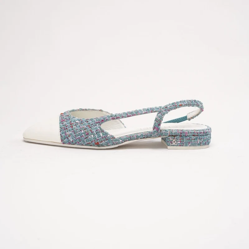 Chanel Slingback-Ballerinas aus Tiffany-blauem Tweed und weißem Lackleder mit CC-Logo, Größe 37.5