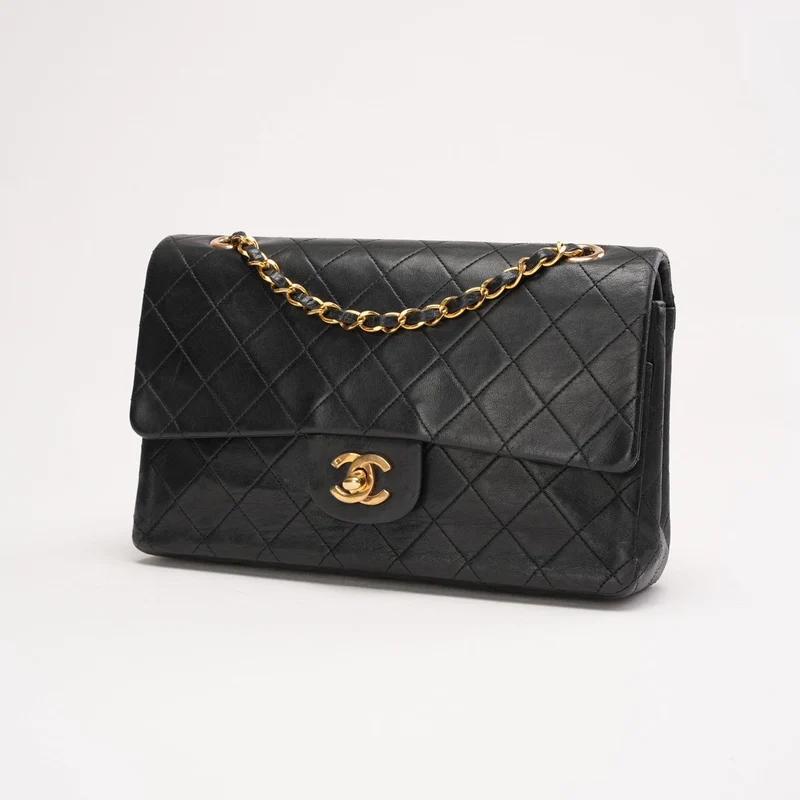 Chanel Vintage Medium Classic Double Flap Bag aus Lammleder, Schwarz, 1988