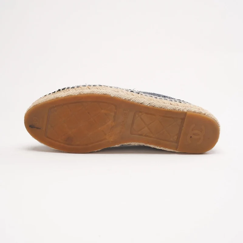 Chanel Tweed CC Logo Cap Toe Espadrilles Blau und Hellgrau Größe 39