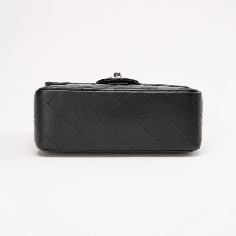 Chanel Vintage Mini Square Classic Flap Bag aus Lammleder, Schwarz, 2005