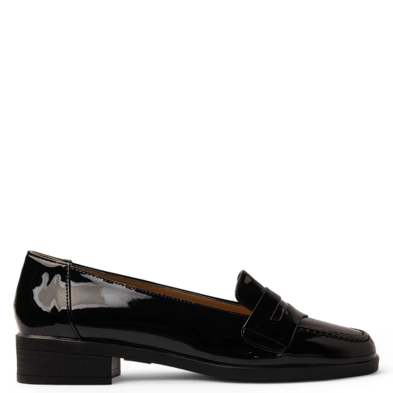 Women Black Vernis Leather Shoe #3652