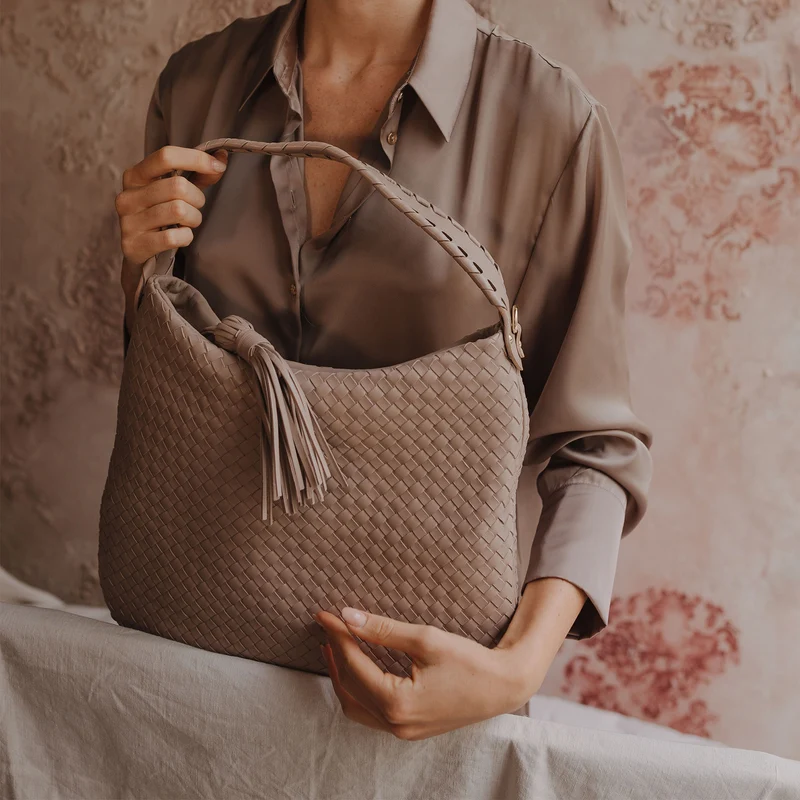 The Ziza Gewebter Hobo
