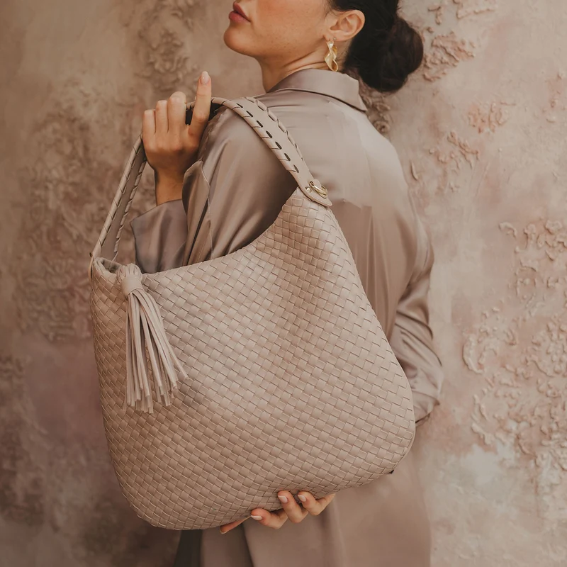 The Ziza Gewebter Hobo