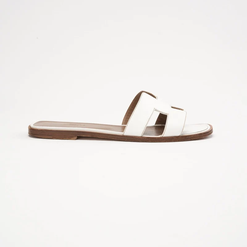 Hermes Oran Sandalen aus weißem Leder, Größe 39.5
