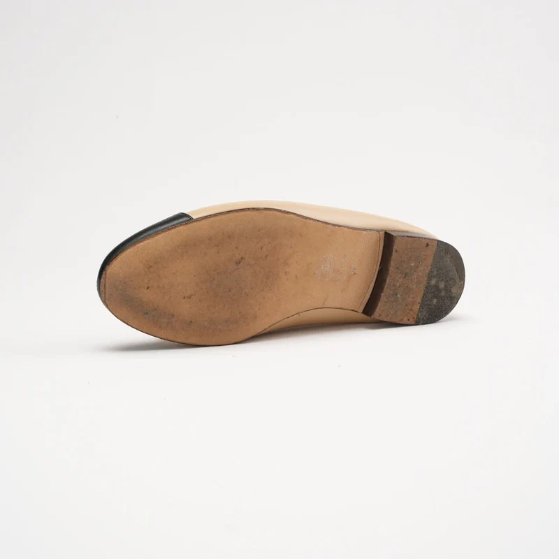 Chanel Beige/Schwarz CC Cap Toe Ballerinas Größe 39