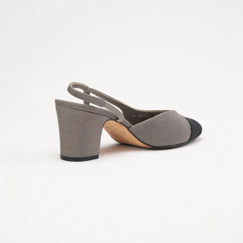 Chanel Slingback-Pumps, Grau und Schwarz, Größe 38