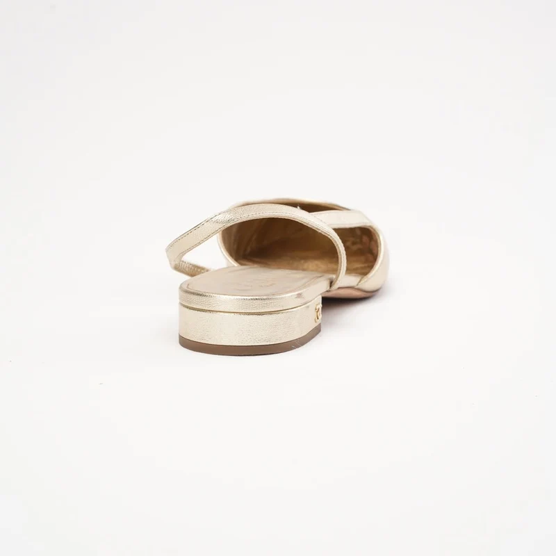 Chanel Gold Cap Toe CC Slingback-Ballerinas, Größe 38