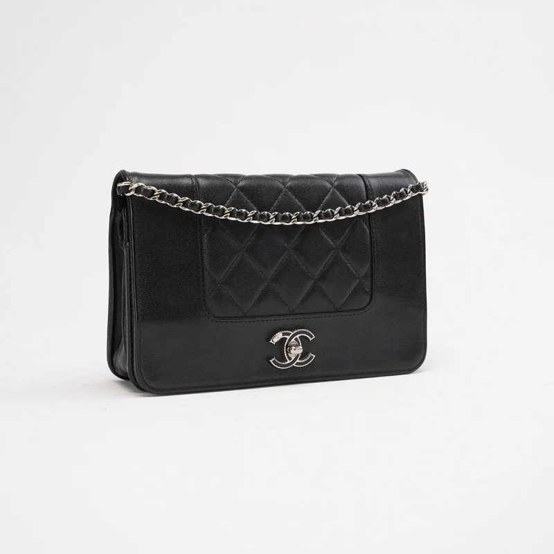 Chanel Vintage Mademoiselle Wallet On Chain (WOC) Caviar Schwarz 2017