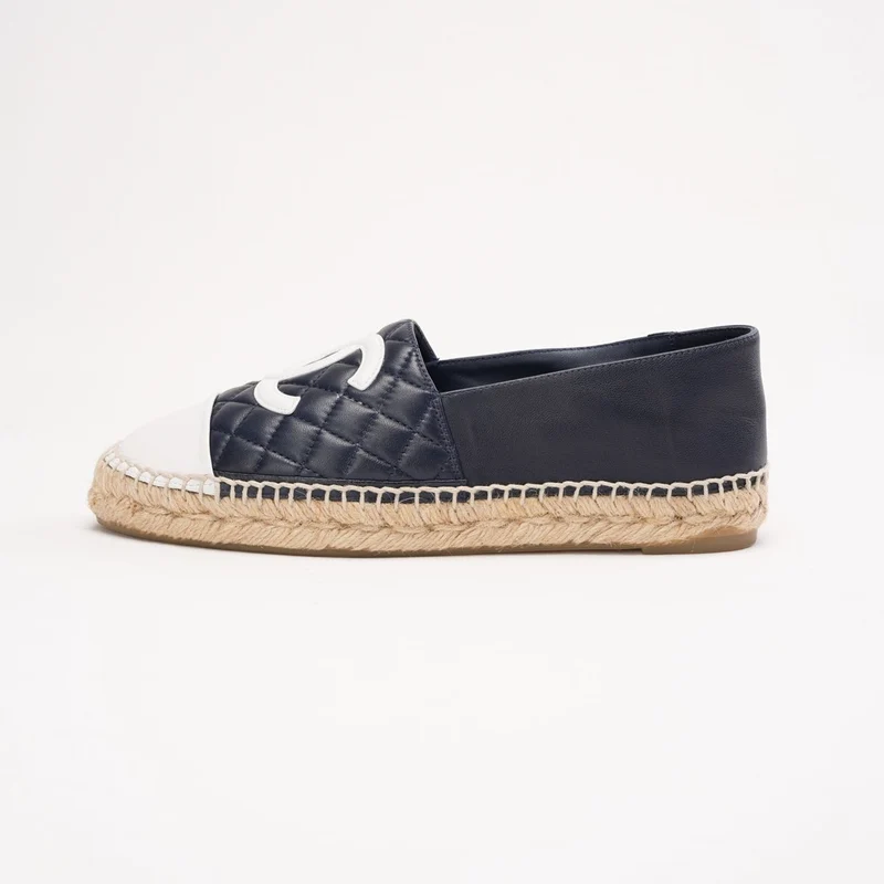 Chanel CC Espadrilles mit Kappe, Lammleder, Marineblau, Größe 39