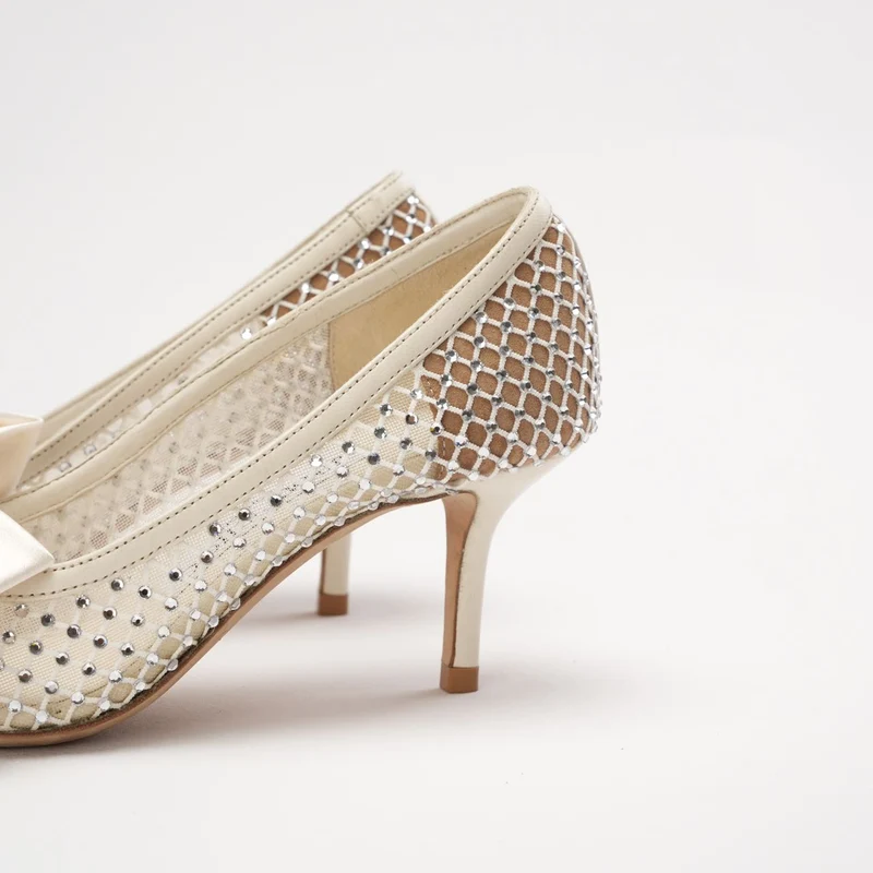 Jimmy Choo Love 85 Pumps aus Kristallmesh und Leder in Weiß, Größe 34