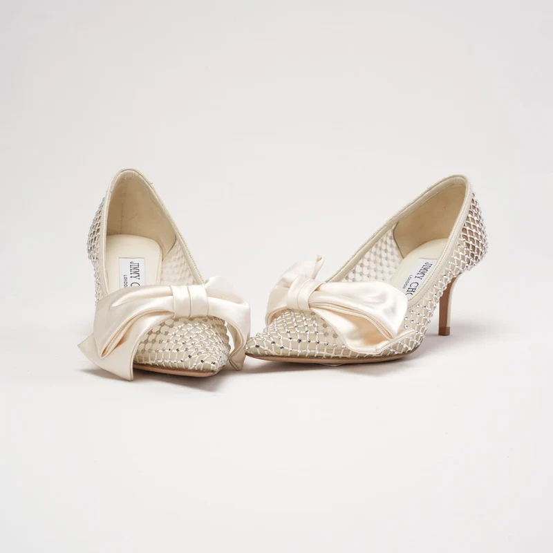 Jimmy Choo Love 85 Pumps aus Kristallmesh und Leder in Weiß, Größe 34