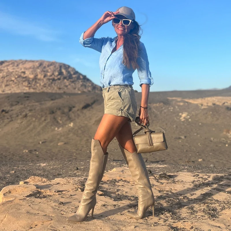 Letizia Boots – Damen Overknee Stiefel Taupe Leder Flach Klassisch