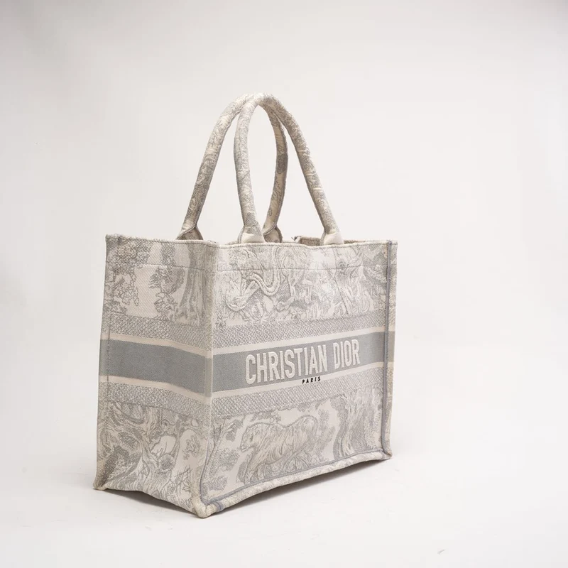 Christian Dior Medium Book Tote Ecru und Grau Toile de Jouy Stickerei 2022