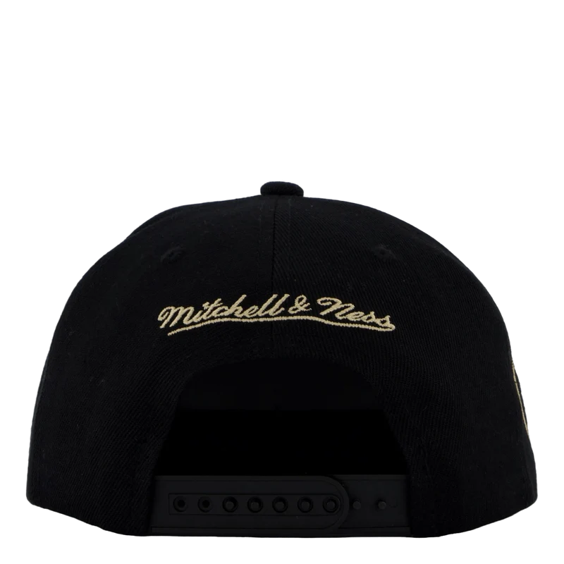 With Love Snapback Black